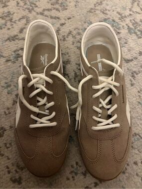 Reebok women’s  Suede Low-Top Sneakers in Taupe and White